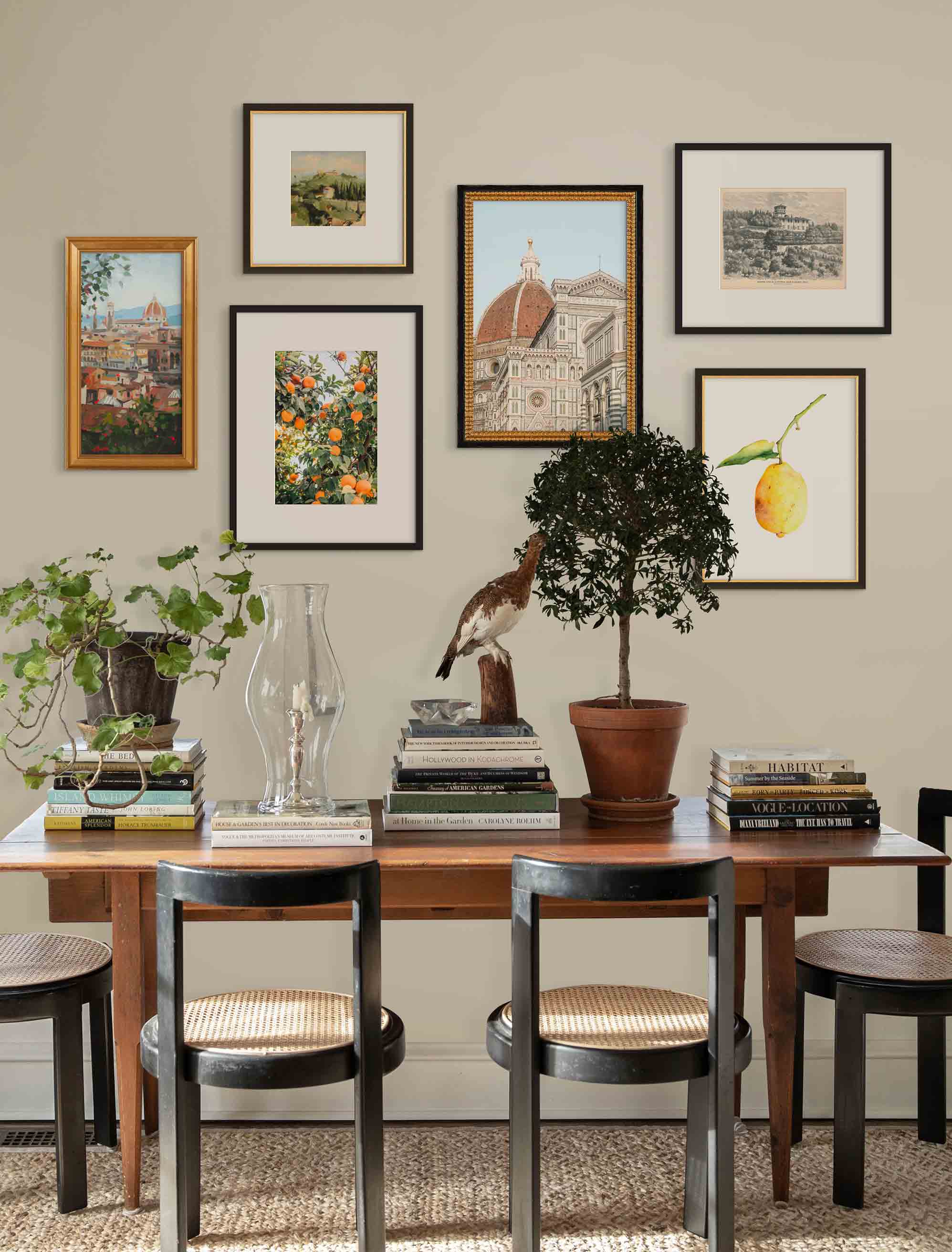 Various art styles for modern interiors.