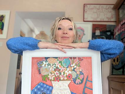 Featured Artist Kerry Louise Bennett